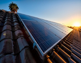 أنظمة تركيب الطاقة الشمسية الكهروضوئية: ما تحتاج إلى معرفته